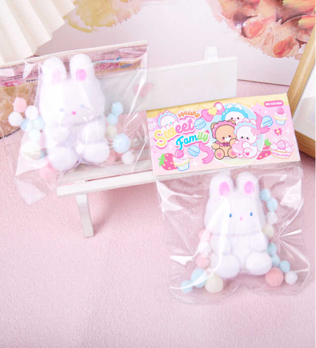 Гра антистрес C 71229 (24) ЦІНА ЗА 14 ШТУК В БЛОЦІ, "Зайчик", волохатий, висота 8 см, м'які кульки, в коробці