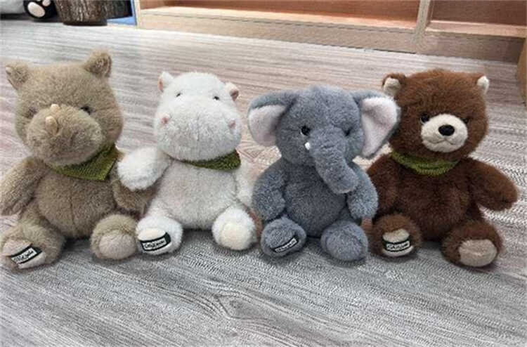 М`яка іграшка M 17957 (90) “Тваринка”, середня висота - 32 см, ВИДАЄТЬСЯ ТІЛЬКИ МІКС ВИДІВ