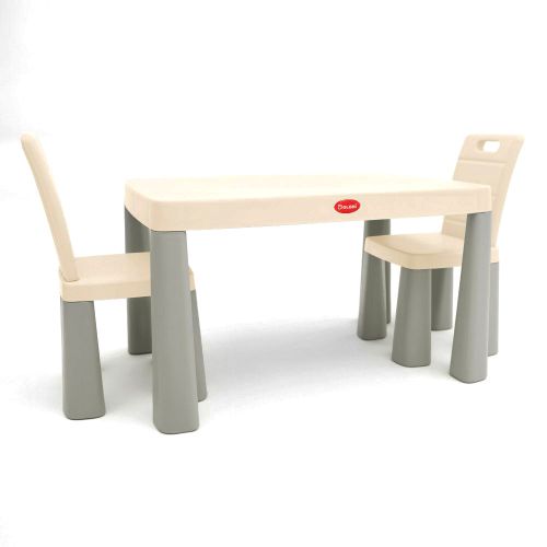 Ігровий набір "DOLONI. Cтіл та 2 стільця" (стіл - 48х82х56 см; стілець - 30х30х60 см; коробка - 58х15х83 см)